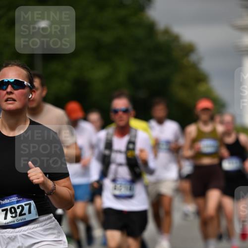 29.06.2025 - hella hamburg halbmarathon Dr. Thomas Lammeyer http://msf.ph/oto/8489304 29.06.2025 10:21:37 Kennedybrücke 1015, 1083, 1156, 1204, 1274, 1749, 1795, 2225, 2259, 2860, 3210, 3292, 3464, 3466, 3802, 3803, 4218, 4852, 5929, 5930, 6254, 6336, 6352, 6520, 6786, 7011, 7258, 7291, 7945, 8210, 8253, 8309, 8351, 8433, 8558, 8607, 9400, 9647, 9848, 10460, 10620, 10677 meine-sportfotos.de