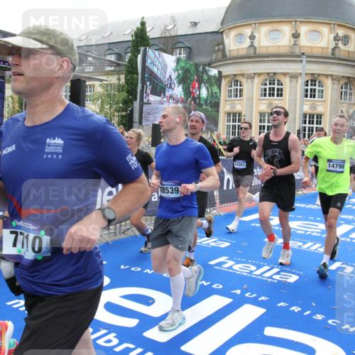 29.06.2025 - hella hamburg halbmarathon Michael Strokosch http://msf.ph/oto/8489511 29.06.2025 10:44:41 Ziel 1468, 1782, 2365, 2402, 3305, 4991, 5476, 6490, 6495, 7710, 10669, 12711, 14351, 14798, 14816, 15862, 16224, 18107, 18437, 18464, 18539, 18560, 18868, 19206 meine-sportfotos.de