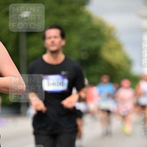 29.06.2025 - hella hamburg halbmarathon Dr. Thomas Lammeyer http://msf.ph/oto/8489766 29.06.2025 10:21:41 Kennedybrücke 1015, 1083, 1156, 1204, 1274, 1458, 1622, 1749, 1795, 2259, 3138, 3210, 3292, 3464, 3466, 3802, 3803, 4218, 4852, 5929, 5930, 6254, 6336, 6352, 6520, 6786, 7011, 7258, 7945, 8210, 8309, 8351, 8433, 8607, 9400, 9848, 10460, 10509, 10620, 10677, 11372 meine-sportfotos.de