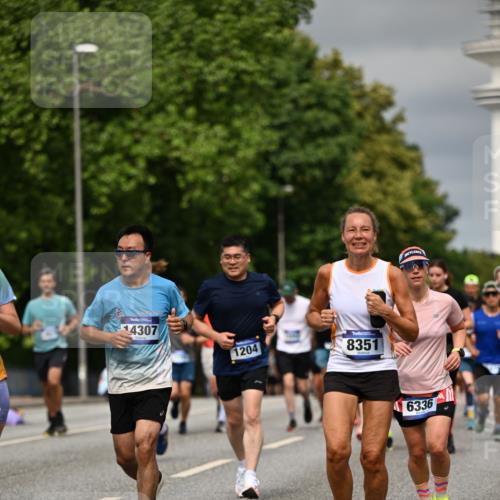 29.06.2025 - hella hamburg halbmarathon Dr. Thomas Lammeyer http://msf.ph/oto/8489930 29.06.2025 10:21:44 Kennedybrücke 1015, 1156, 1204, 1274, 1458, 1622, 1749, 1795, 2094, 2259, 2931, 3138, 3292, 3464, 3466, 3802, 3803, 4218, 4852, 5929, 5930, 6254, 6336, 6352, 6786, 7011, 7258, 7945, 8210, 8351, 8433, 8607, 9400, 9848, 10460, 10509, 10620, 10677, 11372 meine-sportfotos.de