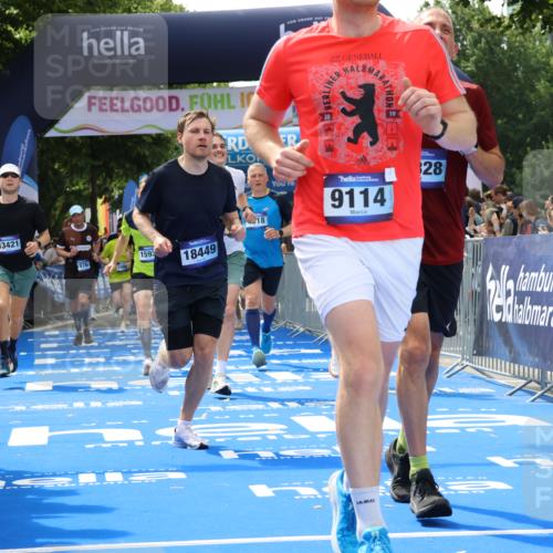 29.06.2025 - hella hamburg halbmarathon Strokosch-Dieckow http://msf.ph/oto/8489984 29.06.2025 10:43:39 Ziel 1976, 3116, 4318, 6903, 6991, 9114, 9159, 11153, 11848, 13421, 13996, 14201, 14210, 14484, 14690, 15328, 15512, 15932, 16062, 16105, 17912, 18449, 18775, 19090, 19229 meine-sportfotos.de