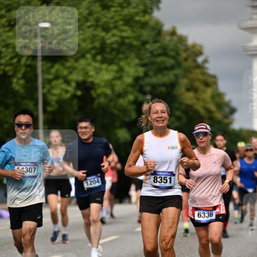 29.06.2025 - hella hamburg halbmarathon Dr. Thomas Lammeyer http://msf.ph/oto/8489989 29.06.2025 10:21:45 Kennedybrücke 1015, 1156, 1204, 1274, 1458, 1622, 1749, 1795, 2094, 2259, 2931, 3138, 3292, 3464, 3466, 3802, 3803, 4218, 4852, 5004, 5929, 5930, 6254, 6336, 6352, 7011, 7258, 7945, 8210, 8351, 8433, 8607, 9400, 9848, 10460, 10509, 10620, 10677, 11275, 11372 meine-sportfotos.de