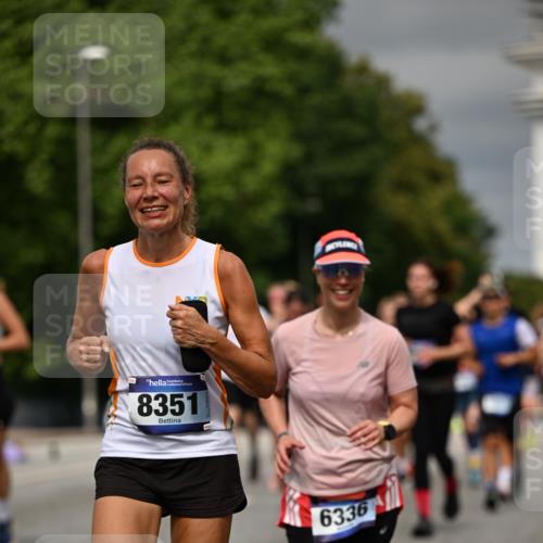 29.06.2025 - hella hamburg halbmarathon Dr. Thomas Lammeyer http://msf.ph/oto/8490106 29.06.2025 10:21:46 Kennedybrücke 1015, 1156, 1204, 1274, 1458, 1622, 1749, 1795, 2094, 2259, 2931, 3138, 3292, 3464, 3802, 3803, 4218, 4852, 5002, 5004, 5929, 5930, 6254, 6336, 6352, 7011, 7258, 7945, 8144, 8210, 8351, 8433, 8607, 9400, 9848, 10460, 10509, 10620, 10677, 11275, 11372 meine-sportfotos.de