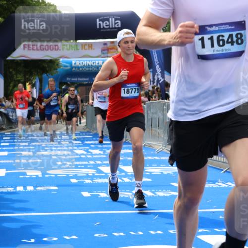 29.06.2025 - hella hamburg halbmarathon Strokosch-Dieckow http://msf.ph/oto/8490350 29.06.2025 10:43:34 Ziel 3116, 4080, 4318, 5124, 5436, 6903, 7635, 9114, 9931, 10246, 11648, 12623, 13421, 13996, 14201, 14210, 14484, 14690, 15328, 15932, 16338, 17912, 18449, 18513, 18775, 18810, 19229 meine-sportfotos.de