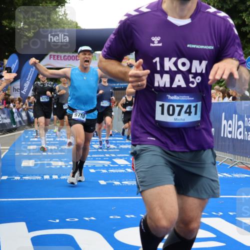 29.06.2025 - hella hamburg halbmarathon Strokosch-Dieckow http://msf.ph/oto/8490539 29.06.2025 10:45:05 Ziel 1171, 2270, 3917, 4997, 6266, 6375, 6575, 6819, 7087, 7709, 7843, 9302, 9710, 10313, 10741, 11688, 13919, 15334, 15365, 15651, 16058, 16685, 16689, 17120, 17381, 17544, 17960, 18346, 18718 meine-sportfotos.de