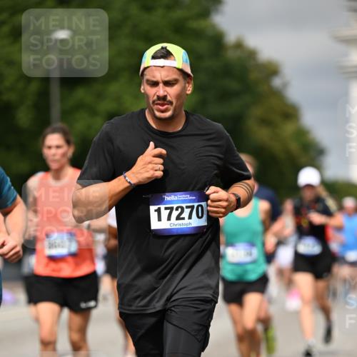 29.06.2025 - hella hamburg halbmarathon Dr. Thomas Lammeyer http://msf.ph/oto/8490745 29.06.2025 10:21:54 Kennedybrücke 1015, 1156, 1204, 1274, 1458, 1554, 1622, 1641, 1749, 2094, 2147, 2259, 2548, 2931, 3138, 3292, 3977, 4218, 4804, 5002, 5004, 5023, 5294, 6254, 6336, 7011, 7094, 7258, 7641, 8144, 8351, 8607, 9798, 10509, 10677, 11275, 11372 meine-sportfotos.de