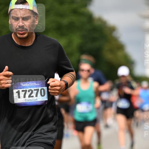 29.06.2025 - hella hamburg halbmarathon Dr. Thomas Lammeyer http://msf.ph/oto/8490806 29.06.2025 10:21:55 Kennedybrücke 1015, 1156, 1204, 1274, 1458, 1554, 1622, 1641, 1749, 2094, 2147, 2259, 2548, 2931, 3138, 3292, 3977, 4218, 4804, 5002, 5004, 5023, 5294, 6254, 6336, 7011, 7094, 7258, 7641, 8144, 8351, 8607, 9798, 10509, 10677, 11275, 11372 meine-sportfotos.de