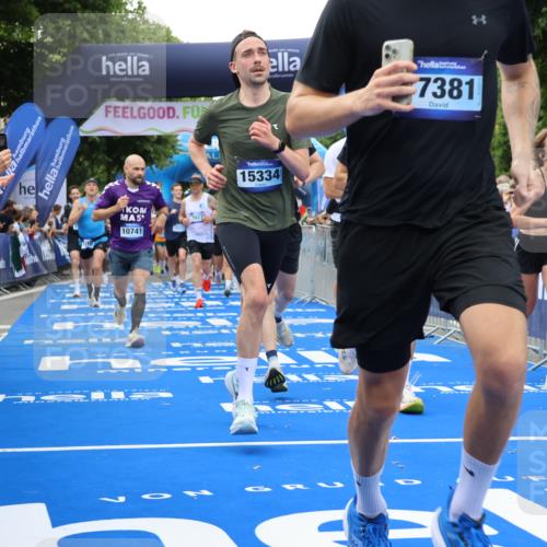 29.06.2025 - hella hamburg halbmarathon Strokosch-Dieckow http://msf.ph/oto/8491117 29.06.2025 10:45:02 Ziel 1171, 1424, 1520, 2270, 2890, 3917, 4997, 6266, 6575, 6819, 7709, 7843, 9030, 9302, 9710, 10313, 10741, 11688, 13919, 15334, 15365, 16058, 16685, 16689, 17381, 17382, 17544, 17960, 18055 meine-sportfotos.de