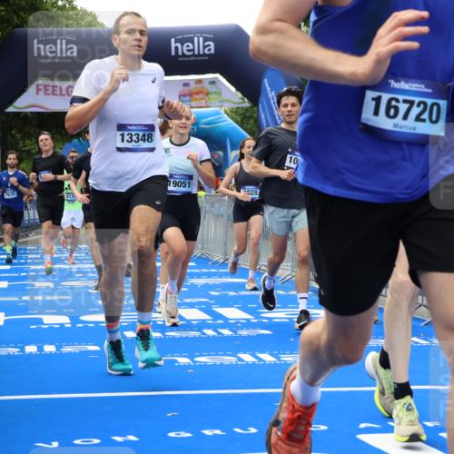29.06.2025 - hella hamburg halbmarathon Strokosch-Dieckow http://msf.ph/oto/8491328 29.06.2025 10:43:24 Ziel 2653, 3109, 3124, 3146, 3928, 4080, 5124, 5436, 5506, 7635, 8664, 9931, 10099, 10237, 10246, 11648, 12623, 13348, 15921, 16338, 16720, 17391, 18274, 18513, 18810, 18942, 18987, 19009, 19051 meine-sportfotos.de