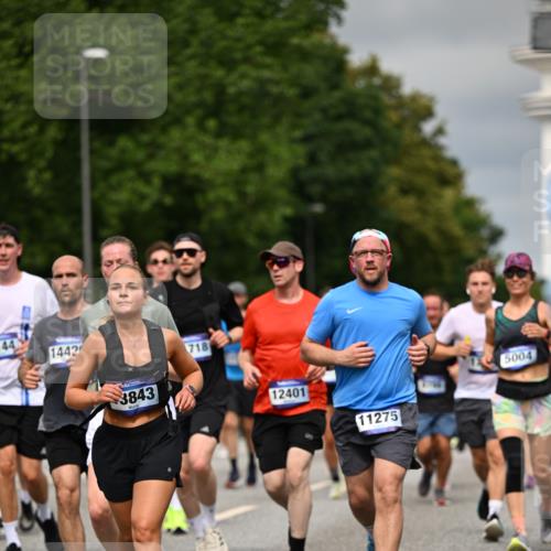 29.06.2025 - hella hamburg halbmarathon Dr. Thomas Lammeyer http://msf.ph/oto/8491359 29.06.2025 10:22:01 Kennedybrücke 1015, 1067, 1274, 1298, 1458, 1554, 1622, 1641, 1749, 1982, 2094, 2147, 2305, 2548, 2931, 3138, 3292, 3977, 4194, 4218, 4804, 5002, 5004, 5023, 5294, 7094, 7258, 7641, 8144, 8248, 8607, 9539, 9586, 9734, 9798, 10332, 10509, 10677, 10831, 11275, 11372 meine-sportfotos.de