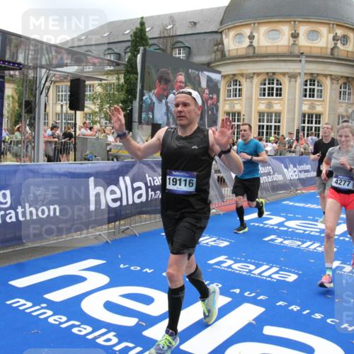29.06.2025 - hella hamburg halbmarathon Michael Strokosch http://msf.ph/oto/8491584 29.06.2025 10:46:02 Ziel 2189, 4277, 5648, 6532, 8269, 8577, 8871, 11936, 12084, 12269, 14462, 14911, 15149, 17008, 18081, 18185, 19116 meine-sportfotos.de