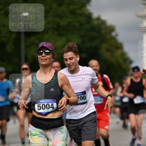 29.06.2025 - hella hamburg halbmarathon Dr. Thomas Lammeyer http://msf.ph/oto/8491729 29.06.2025 10:22:04 Kennedybrücke 1015, 1067, 1274, 1298, 1458, 1554, 1622, 1641, 1749, 1982, 2094, 2147, 2305, 2548, 2931, 3138, 3292, 3977, 4194, 4738, 4804, 5002, 5004, 5023, 5294, 7094, 7641, 8144, 8248, 8607, 9539, 9586, 9717, 9734, 9798, 10332, 10509, 10677, 10831, 11275, 11372 meine-sportfotos.de