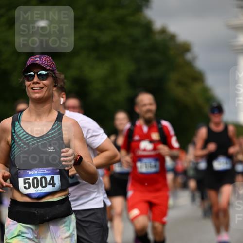 29.06.2025 - hella hamburg halbmarathon Dr. Thomas Lammeyer http://msf.ph/oto/8491748 29.06.2025 10:22:05 Kennedybrücke 1015, 1067, 1274, 1298, 1458, 1477, 1554, 1622, 1641, 1749, 1982, 2094, 2147, 2305, 2548, 2931, 3138, 3292, 3977, 4194, 4738, 4804, 5002, 5004, 5023, 5294, 7094, 7641, 7649, 8144, 8248, 8607, 9539, 9586, 9717, 9734, 9798, 10332, 10509, 10677, 10831, 11275, 11372 meine-sportfotos.de