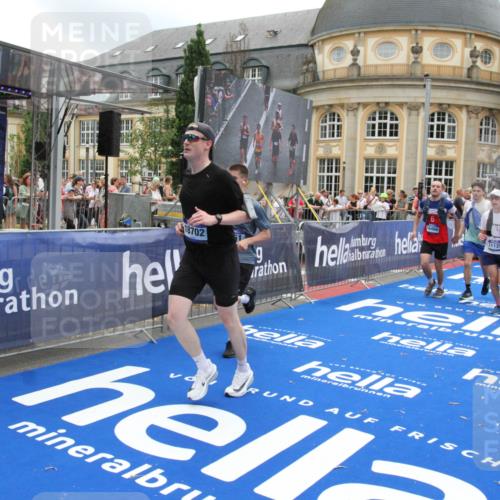 29.06.2025 - hella hamburg halbmarathon Michael Strokosch http://msf.ph/oto/8491942 29.06.2025 10:46:13 Ziel 1569, 1759, 2590, 2707, 3087, 6388, 7450, 7961, 9585, 10796, 11094, 11125, 13630, 16136, 16466, 16475, 18702, 18797 meine-sportfotos.de