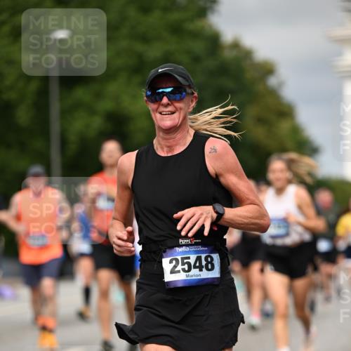 29.06.2025 - hella hamburg halbmarathon Dr. Thomas Lammeyer http://msf.ph/oto/8492013 29.06.2025 10:22:08 Kennedybrücke 1067, 1268, 1298, 1458, 1477, 1554, 1622, 1641, 1982, 2087, 2094, 2147, 2305, 2548, 2931, 3138, 3482, 3977, 4194, 4738, 4804, 5002, 5004, 5023, 5290, 5294, 6332, 7094, 7160, 7641, 7649, 7882, 7883, 8144, 8248, 9539, 9586, 9717, 9734, 9798, 9834, 10332, 10509, 10831, 11275, 11352, 11372 meine-sportfotos.de