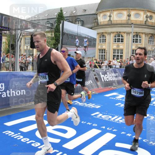 29.06.2025 - hella hamburg halbmarathon Michael Strokosch http://msf.ph/oto/8492144 29.06.2025 10:46:20 Ziel 1569, 1600, 2048, 2590, 3056, 4949, 6388, 6691, 8142, 9497, 10796, 11094, 14200, 14262, 17190, 18118, 18797 meine-sportfotos.de