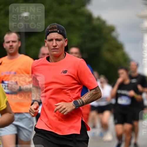 29.06.2025 - hella hamburg halbmarathon Dr. Thomas Lammeyer http://msf.ph/oto/8492546 29.06.2025 10:22:15 Kennedybrücke 1067, 1268, 1298, 1477, 1554, 1641, 1982, 2087, 2147, 2305, 2548, 2634, 3482, 3977, 4194, 4738, 4804, 5002, 5004, 5023, 5290, 5294, 6332, 7094, 7160, 7413, 7641, 7649, 7838, 7882, 7883, 8144, 8248, 9539, 9586, 9717, 9734, 9798, 9834, 9844, 10174, 10332, 10831, 10908, 10946, 11275, 11352 meine-sportfotos.de