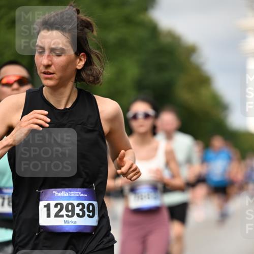 29.06.2025 - hella hamburg halbmarathon Dr. Thomas Lammeyer http://msf.ph/oto/8493276 29.06.2025 10:22:25 Kennedybrücke 1067, 1268, 1298, 1477, 1820, 1982, 2087, 2305, 2634, 2821, 3125, 3482, 4194, 4738, 5290, 5909, 6332, 7160, 7413, 7649, 7838, 7882, 7883, 8248, 8341, 9222, 9539, 9586, 9717, 9734, 9834, 9844, 10174, 10332, 10659, 10831, 10908, 10946, 11352 meine-sportfotos.de