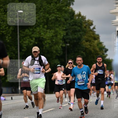 29.06.2025 - hella hamburg halbmarathon Dr. Thomas Lammeyer http://msf.ph/oto/8493478 29.06.2025 10:22:29 Kennedybrücke 1234, 1268, 1477, 1820, 2087, 2305, 2335, 2634, 2821, 3125, 3482, 4123, 4194, 4738, 5290, 5909, 6332, 7160, 7413, 7445, 7649, 7838, 7882, 7883, 8067, 8248, 8341, 9222, 9586, 9717, 9734, 9834, 9844, 10174, 10659, 10908, 10946, 11352 meine-sportfotos.de