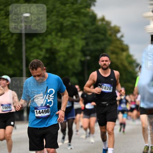 29.06.2025 - hella hamburg halbmarathon Dr. Thomas Lammeyer http://msf.ph/oto/8493541 29.06.2025 10:22:32 Kennedybrücke 1234, 1268, 1477, 1820, 2087, 2335, 2634, 2821, 3125, 3482, 4123, 4383, 4738, 5290, 5909, 6332, 7121, 7160, 7413, 7445, 7649, 7838, 7882, 7883, 8067, 8341, 9222, 9276, 9717, 9834, 9844, 10174, 10659, 10908, 10946, 11352 meine-sportfotos.de