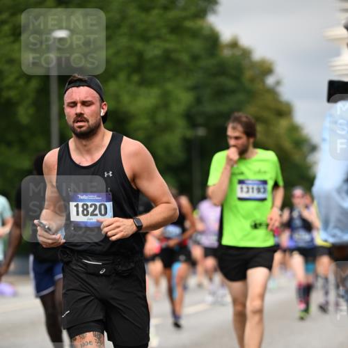 29.06.2025 - hella hamburg halbmarathon Dr. Thomas Lammeyer http://msf.ph/oto/8493754 29.06.2025 10:22:34 Kennedybrücke 1234, 1268, 1477, 1820, 2087, 2335, 2634, 2821, 3125, 3202, 3482, 4123, 4383, 5290, 5909, 6332, 7121, 7160, 7413, 7445, 7649, 7838, 7882, 7883, 8067, 8341, 9222, 9276, 9505, 9717, 9834, 9844, 10174, 10502, 10659, 10856, 10908, 10946, 11020, 11352 meine-sportfotos.de