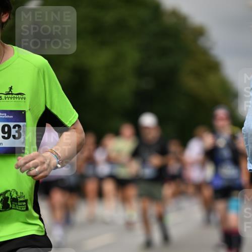29.06.2025 - hella hamburg halbmarathon Dr. Thomas Lammeyer http://msf.ph/oto/8493912 29.06.2025 10:22:37 Kennedybrücke 1234, 1268, 1820, 2335, 2634, 2821, 3125, 3202, 4123, 4383, 5611, 5733, 5909, 6332, 6413, 7121, 7160, 7413, 7445, 7838, 7883, 8067, 8341, 8665, 9222, 9276, 9505, 9844, 10174, 10467, 10502, 10659, 10856, 10908, 10946, 11020, 11352 meine-sportfotos.de