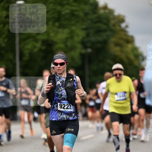 29.06.2025 - hella hamburg halbmarathon Dr. Thomas Lammeyer http://msf.ph/oto/8493968 29.06.2025 10:22:39 Kennedybrücke 1234, 1521, 1820, 2335, 2634, 2821, 3125, 3202, 4123, 4383, 5264, 5266, 5611, 5733, 5909, 6413, 7121, 7413, 7445, 7838, 8067, 8341, 8665, 9222, 9276, 9505, 9844, 10174, 10467, 10502, 10659, 10856, 10908, 10946, 11020 meine-sportfotos.de