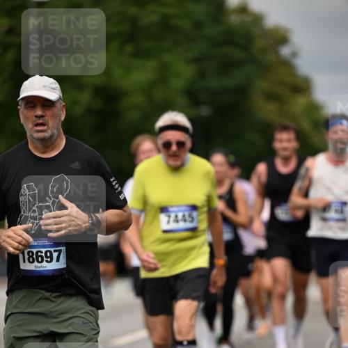 29.06.2025 - hella hamburg halbmarathon Dr. Thomas Lammeyer http://msf.ph/oto/8494247 29.06.2025 10:22:41 Kennedybrücke 1234, 1521, 1820, 2335, 2634, 2821, 3125, 3202, 4123, 4383, 5264, 5266, 5611, 5733, 5909, 5910, 6413, 7121, 7413, 7445, 7454, 7838, 8067, 8341, 8665, 9222, 9276, 9505, 9844, 10174, 10467, 10502, 10659, 10856, 11020 meine-sportfotos.de