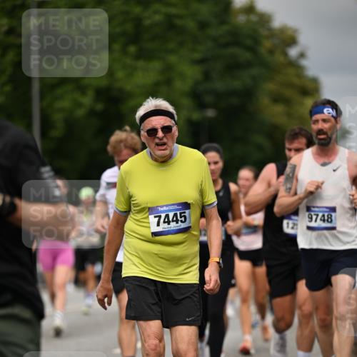 29.06.2025 - hella hamburg halbmarathon Dr. Thomas Lammeyer http://msf.ph/oto/8494264 29.06.2025 10:22:42 Kennedybrücke 1234, 1521, 1820, 2335, 2634, 2821, 3125, 3202, 4123, 4383, 5049, 5264, 5266, 5611, 5733, 5909, 5910, 6413, 7121, 7214, 7413, 7445, 7454, 8067, 8341, 8665, 9222, 9276, 9505, 10467, 10502, 10659, 10856, 11020 meine-sportfotos.de