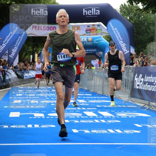 29.06.2025 - hella hamburg halbmarathon Strokosch-Dieckow http://msf.ph/oto/8494276 29.06.2025 10:42:03 Ziel 1441, 5682, 5690, 6593, 7363, 8694, 10216, 11417, 12098, 12292, 13196, 15846, 16677, 17363, 17864, 17926, 18772, 18920, 19046 meine-sportfotos.de