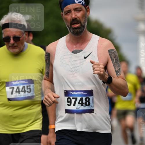 29.06.2025 - hella hamburg halbmarathon Dr. Thomas Lammeyer http://msf.ph/oto/8494301 29.06.2025 10:22:45 Kennedybrücke 1234, 1521, 1820, 2335, 2821, 3125, 3202, 3321, 3591, 3592, 4123, 4383, 5049, 5264, 5266, 5611, 5733, 5909, 5910, 6413, 7121, 7214, 7445, 7454, 8067, 8341, 8665, 8799, 9222, 9276, 9505, 9549, 9658, 10172, 10467, 10502, 10659, 10856, 11020 meine-sportfotos.de