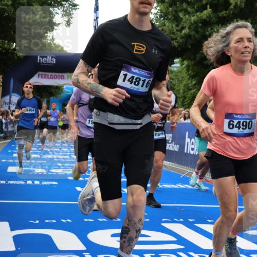 29.06.2025 - hella hamburg halbmarathon Strokosch-Dieckow http://msf.ph/oto/8494379 29.06.2025 10:44:38 Ziel 1468, 1782, 2365, 2402, 2970, 3305, 4270, 4991, 5476, 6490, 6495, 7710, 10669, 12711, 14351, 14798, 14816, 15185, 15233, 15862, 16224, 17097, 17251, 18107, 18437, 18464, 18539, 18560, 18868, 19206 meine-sportfotos.de