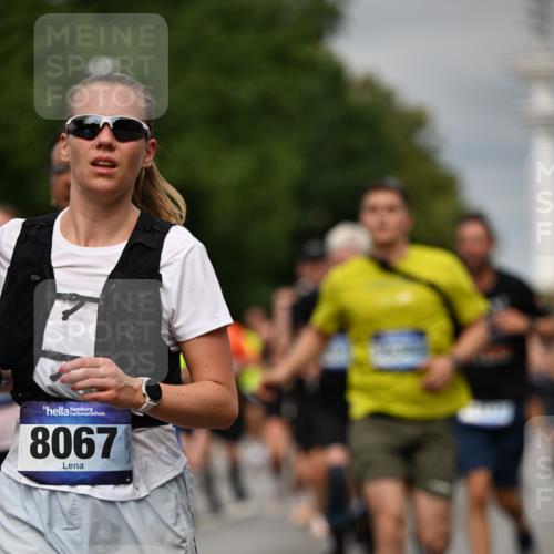 29.06.2025 - hella hamburg halbmarathon Dr. Thomas Lammeyer http://msf.ph/oto/8494410 29.06.2025 10:22:46 Kennedybrücke 1234, 1521, 1820, 2335, 2821, 3125, 3202, 3321, 3591, 3592, 4123, 4383, 5049, 5264, 5266, 5611, 5733, 5909, 5910, 6413, 7121, 7214, 7445, 7454, 8067, 8341, 8665, 8799, 9222, 9276, 9505, 9549, 9658, 10172, 10467, 10502, 10659, 10856, 11020 meine-sportfotos.de
