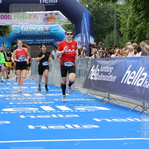 29.06.2025 - hella hamburg halbmarathon Strokosch-Dieckow http://msf.ph/oto/8494624 29.06.2025 10:41:48 Ziel 1169, 1512, 1763, 7092, 10415, 11765, 14346, 15521, 15535, 15935, 16507 meine-sportfotos.de