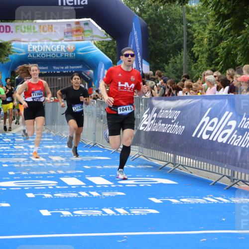 29.06.2025 - hella hamburg halbmarathon Strokosch-Dieckow http://msf.ph/oto/8494699 29.06.2025 10:41:48 Ziel 1169, 1512, 1763, 7092, 10415, 11765, 14346, 15521, 15535, 15935, 16507 meine-sportfotos.de