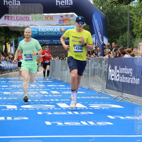 29.06.2025 - hella hamburg halbmarathon Strokosch-Dieckow http://msf.ph/oto/8494756 29.06.2025 10:41:45 Ziel 1169, 1512, 1763, 7092, 9640, 10415, 11765, 14346, 15521, 15535, 15935 meine-sportfotos.de