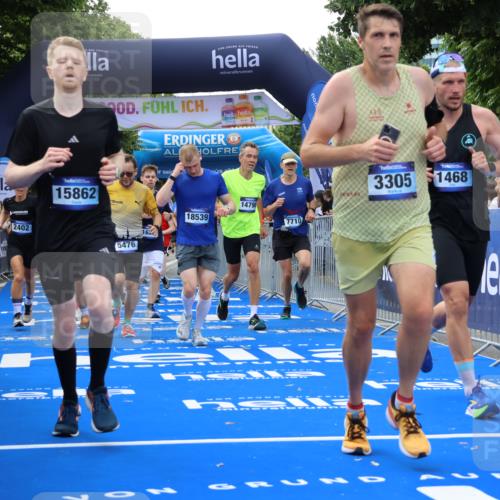 29.06.2025 - hella hamburg halbmarathon Strokosch-Dieckow http://msf.ph/oto/8494963 29.06.2025 10:44:33 Ziel 1057, 1468, 1782, 2365, 2402, 3305, 4991, 5476, 6490, 6495, 7322, 7710, 8928, 10669, 12554, 12711, 14351, 14464, 14667, 14798, 14816, 15862, 16224, 17097, 17729, 18107, 18437, 18464, 18539, 18560, 18765, 18868, 19206 meine-sportfotos.de