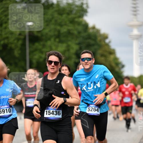 29.06.2025 - hella hamburg halbmarathon Dr. Thomas Lammeyer http://msf.ph/oto/8495214 29.06.2025 10:22:56 Kennedybrücke 1234, 1349, 1521, 2096, 2335, 3026, 3202, 3321, 3591, 3592, 4123, 4383, 4718, 4845, 5049, 5264, 5266, 5611, 5733, 5910, 6194, 6413, 6477, 6482, 7121, 7214, 7445, 7454, 8067, 8665, 8799, 9276, 9505, 9549, 9658, 9756, 9757, 9964, 10037, 10172, 10467, 10502, 10687, 10816, 10856, 11020 meine-sportfotos.de
