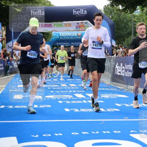 29.06.2025 - hella hamburg halbmarathon Strokosch-Dieckow http://msf.ph/oto/8495392 29.06.2025 10:41:29 Ziel 2579, 2797, 3204, 4893, 5987, 7774, 7796, 8358, 9885, 10783, 10894, 12588, 13457, 13714, 14275, 14555, 16084, 17159, 17882, 18412, 18442, 18491, 18509, 18573 meine-sportfotos.de