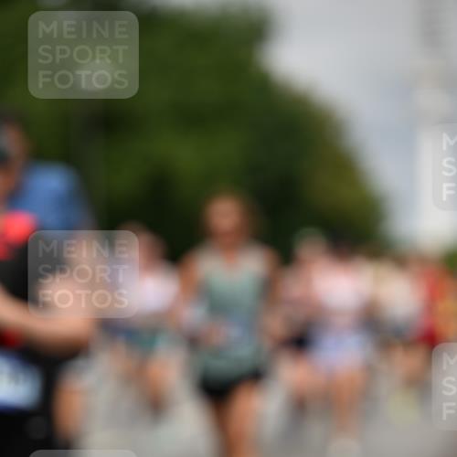 29.06.2025 - hella hamburg halbmarathon Dr. Thomas Lammeyer http://msf.ph/oto/8496339 29.06.2025 10:23:14 Kennedybrücke 1325, 1349, 1718, 1755, 2017, 2096, 2311, 2589, 2781, 2895, 3026, 3105, 3118, 3321, 3529, 3592, 4718, 4722, 4845, 5034, 5098, 5323, 6194, 6270, 6477, 6482, 7051, 7252, 7566, 7844, 8575, 8799, 9252, 9549, 9652, 9658, 9756, 9757, 9964, 10037, 10172, 10687, 10816, 11081 meine-sportfotos.de