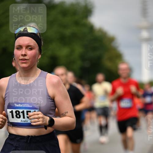29.06.2025 - hella hamburg halbmarathon Dr. Thomas Lammeyer http://msf.ph/oto/8496429 29.06.2025 10:23:18 Kennedybrücke 1325, 1332, 1349, 1718, 1755, 2017, 2096, 2311, 2589, 2781, 2895, 3026, 3105, 3118, 3529, 4108, 4110, 4718, 4722, 4845, 5034, 5080, 5098, 5323, 5449, 6194, 6270, 6477, 6482, 6542, 6736, 7051, 7143, 7252, 7566, 7844, 8575, 8761, 9252, 9270, 9272, 9652, 9756, 9757, 9856, 9964, 10037, 10124, 10129, 10816, 11081 meine-sportfotos.de