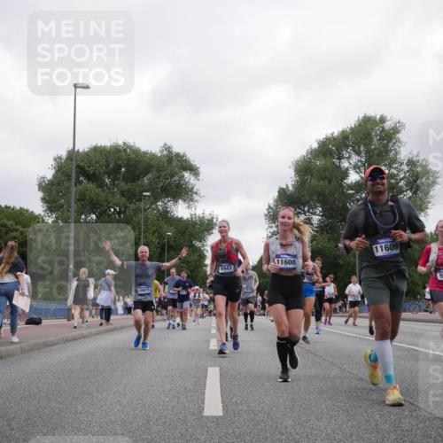 29.06.2025 - hella hamburg halbmarathon Luisa Fischer http://msf.ph/oto/8496731 29.06.2025 10:55:24 Kennedybrücke 16015, 4713, 6947, 11609, 11608, 9582, 9583, 1997, 4087, 5291, 6885, 6961, 7691, 7841, 9220, 9582, 9583, 9594, 9673 meine-sportfotos.de