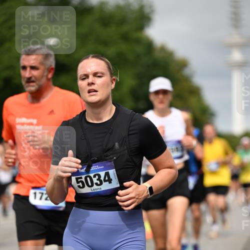 29.06.2025 - hella hamburg halbmarathon Dr. Thomas Lammeyer http://msf.ph/oto/8496872 29.06.2025 10:23:27 Kennedybrücke 1159, 1160, 1325, 1332, 1708, 1718, 1755, 2017, 2311, 2589, 2703, 2781, 2812, 2895, 3105, 3118, 3529, 4108, 4110, 4722, 5034, 5080, 5098, 5323, 5449, 6249, 6270, 6542, 6736, 7051, 7143, 7252, 7566, 7844, 8575, 8761, 9252, 9270, 9272, 9652, 9856, 10124, 10129, 10540, 11081 meine-sportfotos.de