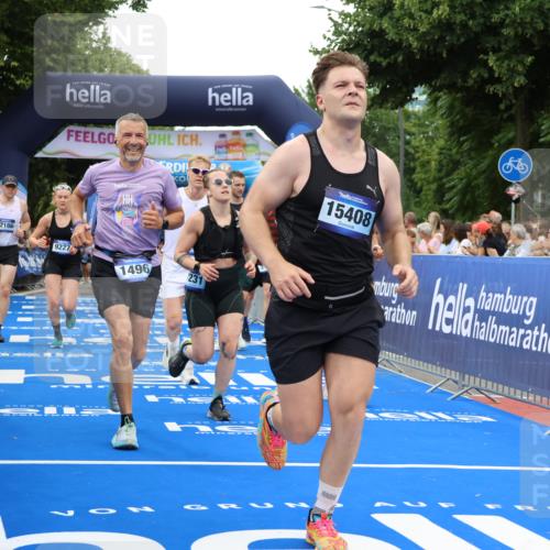 29.06.2025 - hella hamburg halbmarathon Strokosch-Dieckow http://msf.ph/oto/8497008 29.06.2025 10:54:42 Ziel 1125, 1496, 2029, 2561, 3310, 4231, 6587, 7478, 8449, 9012, 9227, 10040, 10044, 10368, 10376, 12186, 12489, 13147, 14239, 15389, 15408, 15584, 17231, 17765, 19000 meine-sportfotos.de