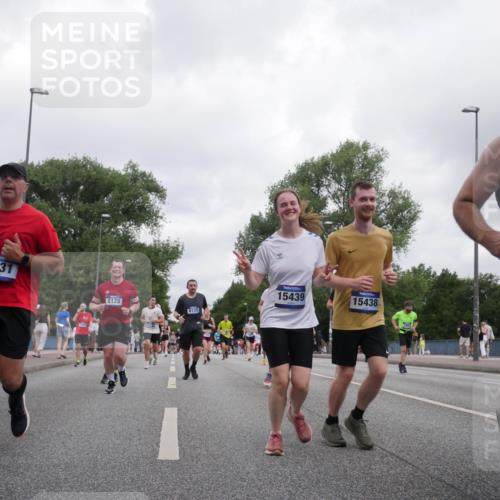 29.06.2025 - hella hamburg halbmarathon Luisa Fischer http://msf.ph/oto/8497203 29.06.2025 10:56:11 Kennedybrücke 120, 9731, 15439, 8125, 6135, 15438, 1864, 2420, 2983, 2988, 3227, 6135, 6604, 7032, 7511, 7735, 7871, 9340, 10080, 10417, 10568 meine-sportfotos.de