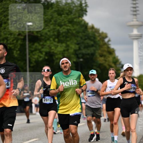 29.06.2025 - hella hamburg halbmarathon Dr. Thomas Lammeyer http://msf.ph/oto/8497208 29.06.2025 10:23:34 Kennedybrücke 1159, 1160, 1325, 1332, 1708, 1718, 1755, 2017, 2405, 2589, 2703, 2812, 2895, 2993, 2995, 3105, 3118, 3446, 4108, 4110, 4170, 4722, 5034, 5080, 5098, 5178, 5449, 6249, 6270, 6542, 6736, 7143, 7252, 8427, 8537, 8575, 8761, 8778, 9252, 9270, 9272, 9856, 10124, 10129, 10540, 10966, 11081 meine-sportfotos.de