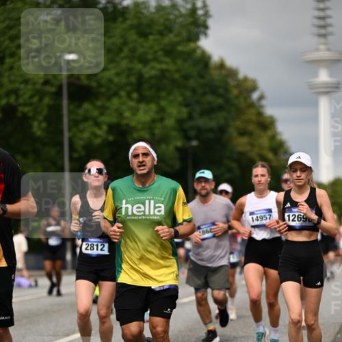 29.06.2025 - hella hamburg halbmarathon Dr. Thomas Lammeyer http://msf.ph/oto/8497216 29.06.2025 10:23:34 Kennedybrücke 1159, 1160, 1325, 1332, 1708, 1718, 1755, 2017, 2405, 2589, 2703, 2812, 2895, 2993, 2995, 3105, 3118, 3446, 4108, 4110, 4170, 4722, 5034, 5080, 5098, 5178, 5449, 6249, 6270, 6542, 6736, 7143, 7252, 8427, 8537, 8575, 8761, 8778, 9252, 9270, 9272, 9856, 10124, 10129, 10540, 10966, 11081 meine-sportfotos.de