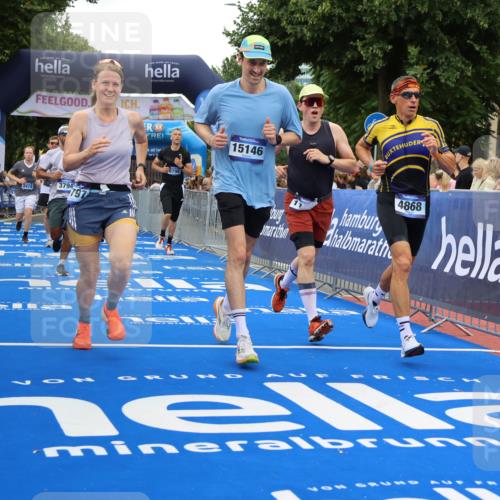 29.06.2025 - hella hamburg halbmarathon Strokosch-Dieckow http://msf.ph/oto/8497430 29.06.2025 10:54:29 Ziel 1442, 2474, 3426, 3794, 4635, 4868, 5259, 6511, 7129, 8772, 8798, 9012, 10040, 10368, 10376, 11009, 11797, 11799, 12321, 12362, 12607, 15146, 16327, 19067 meine-sportfotos.de