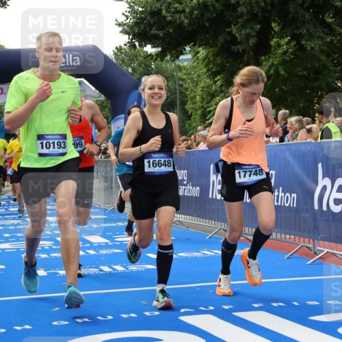 29.06.2025 - hella hamburg halbmarathon Strokosch-Dieckow http://msf.ph/oto/8497636 29.06.2025 10:44:10 Ziel 1391, 1413, 1415, 2816, 3021, 4999, 5231, 5275, 5884, 7005, 8722, 9444, 9633, 10193, 10930, 12159, 13123, 14686, 14687, 15225, 15280, 16301, 16316, 16506, 16648, 16697, 16893, 17748, 17977, 18004, 18691 meine-sportfotos.de