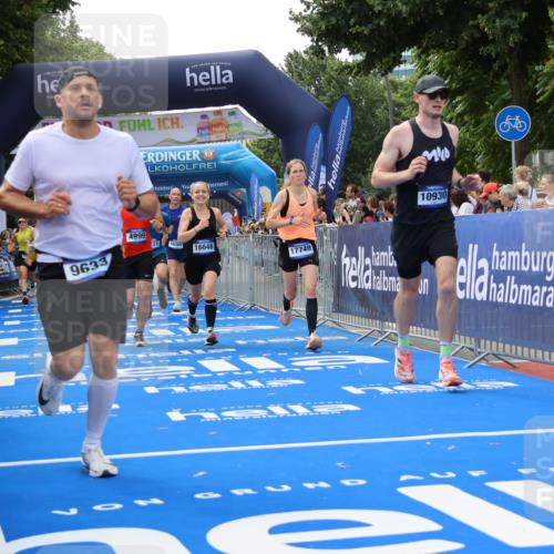 29.06.2025 - hella hamburg halbmarathon Strokosch-Dieckow http://msf.ph/oto/8497724 29.06.2025 10:44:08 Ziel 1391, 1415, 1558, 2816, 3021, 4999, 5231, 5884, 6705, 7005, 8722, 9081, 9633, 10193, 10930, 11346, 12159, 13123, 14686, 14687, 15225, 15280, 16301, 16316, 16506, 16648, 16697, 17748, 17977, 18004, 18691 meine-sportfotos.de